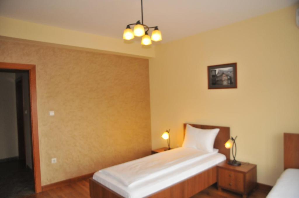 Pensiunea Normandia Timisoara Exterior photo